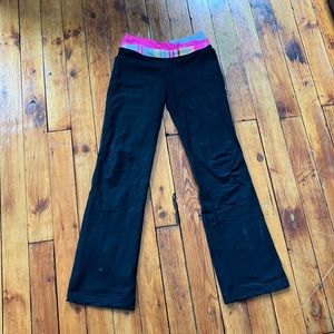 LuLu Lemon Flare Yoga Pants, Sz 6